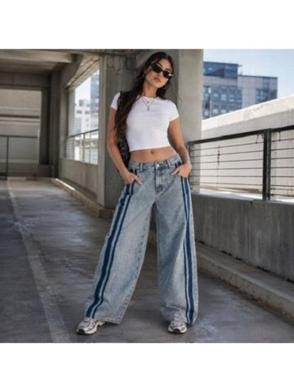 NWT Edikted Women Sz L Low Rise Baggy Side Stripe Wide Leg Jeans Y2K Skater 90s